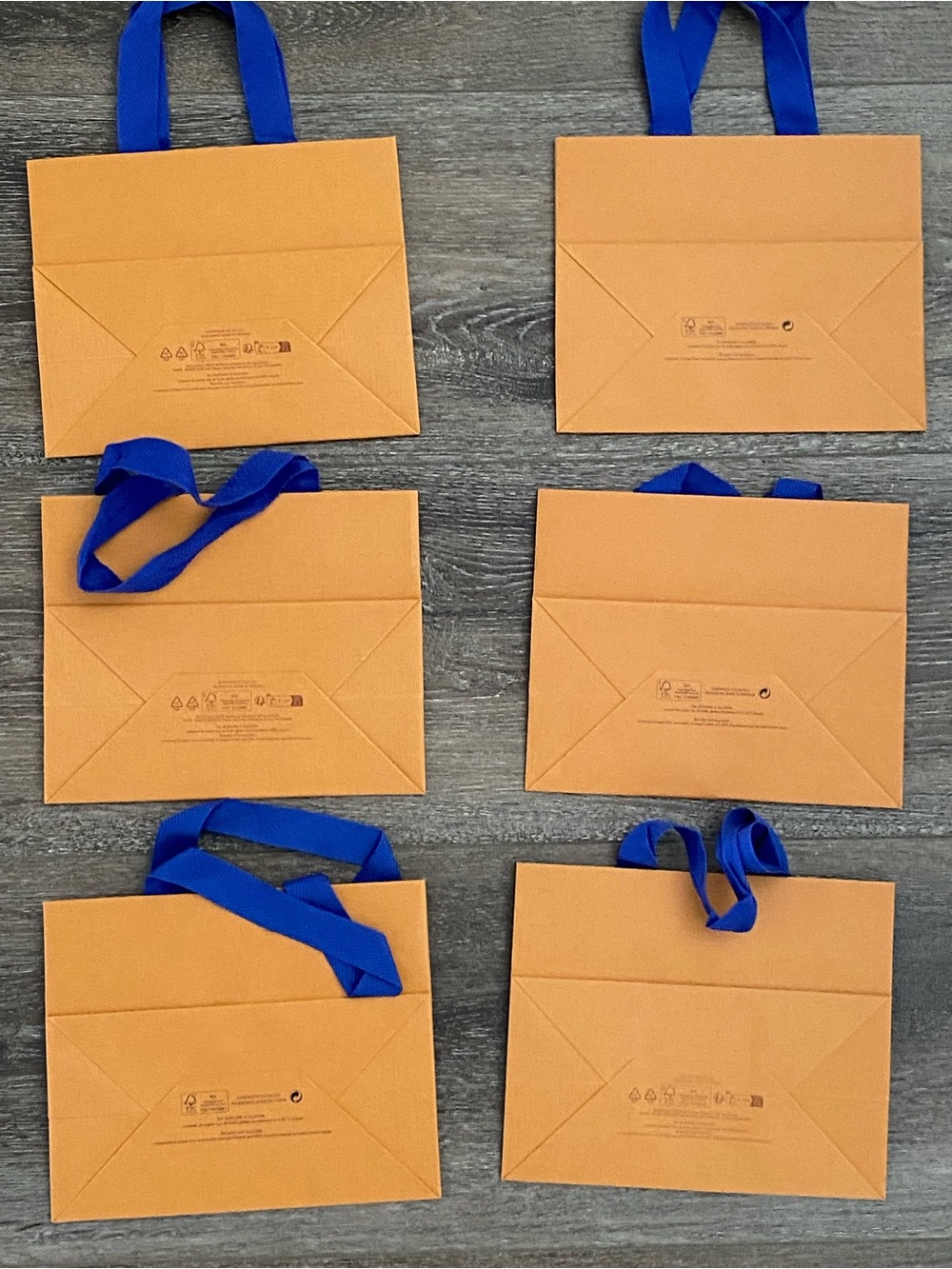 Louis Vuitton Paper Bags Set of 6 - Picture 2 of 2